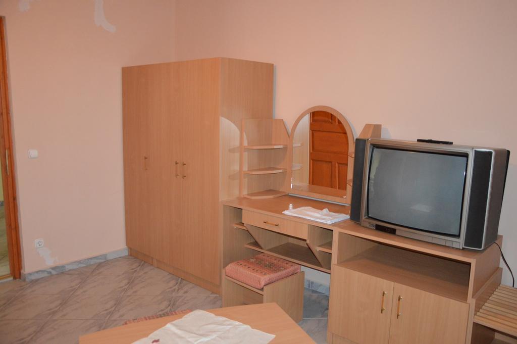 Bed and Breakfast Kristaly Apartman à Hévíz Extérieur photo