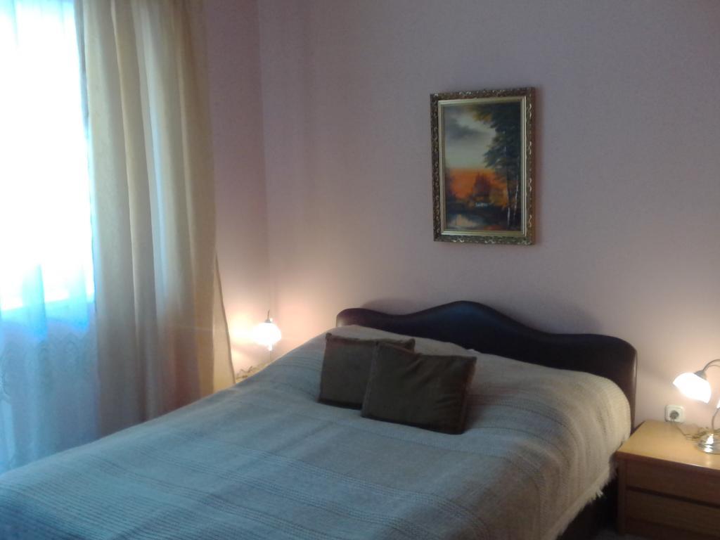 Bed and Breakfast Kristaly Apartman à Hévíz Extérieur photo
