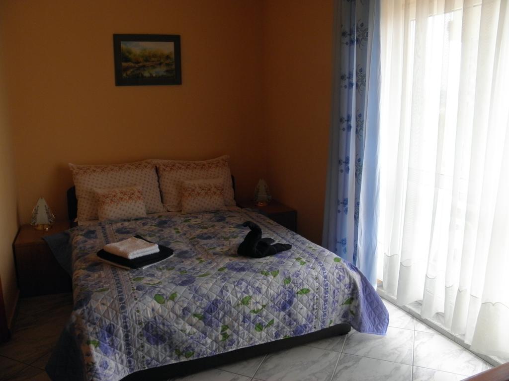 Bed and Breakfast Kristaly Apartman à Hévíz Extérieur photo