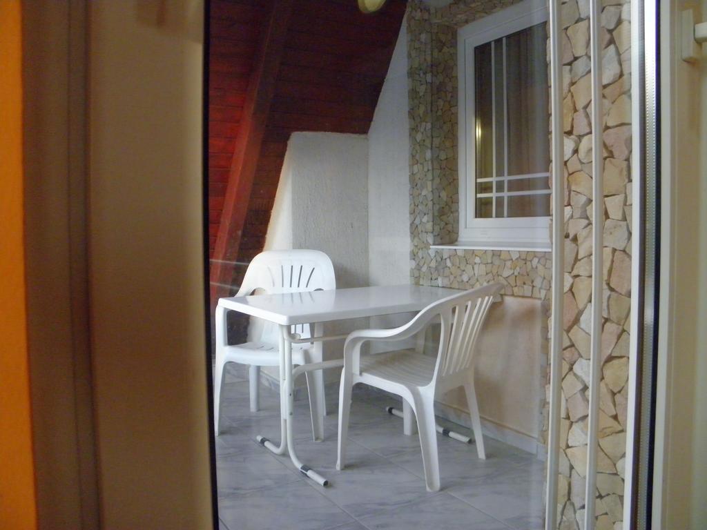Bed and Breakfast Kristaly Apartman à Hévíz Extérieur photo