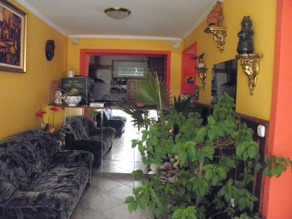 Bed and Breakfast Kristaly Apartman à Hévíz Extérieur photo