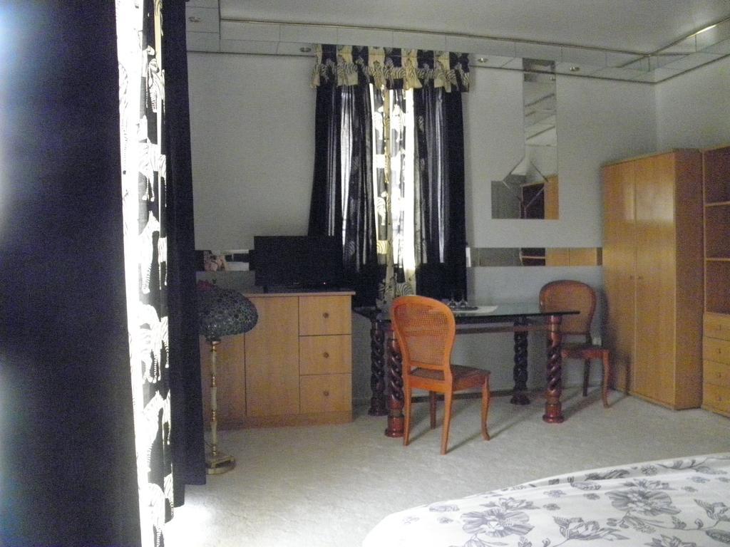 Bed and Breakfast Kristaly Apartman à Hévíz Extérieur photo